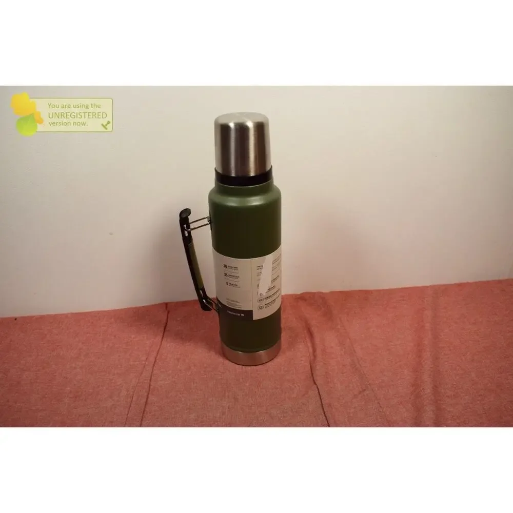 Stanley 48oz Legendary Classic Bottle Green - Picture 5 of 13